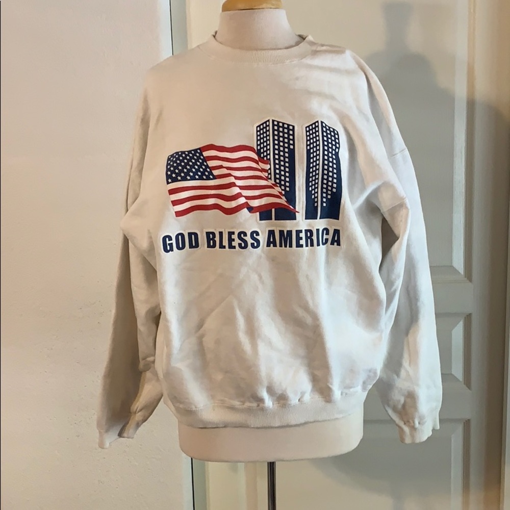 Vintage ‘God Bless America’ sweatshirt